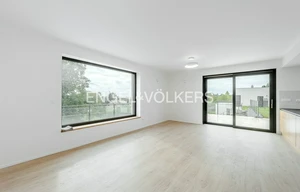 Family house for rent, 290m<sup>2</sup>, 500m<sup>2</sup> of land