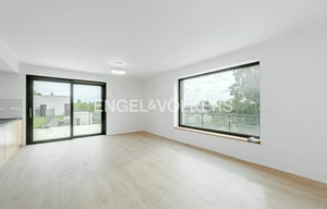 Family house for rent, 290m<sup>2</sup>, 500m<sup>2</sup> of land