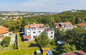 Family house for sale, 270m<sup>2</sup>, 430m<sup>2</sup> of land