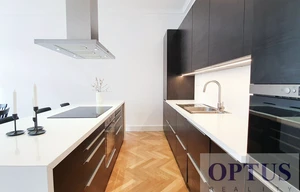 Apartment for rent, 5+kk - 4 bedrooms, 172m<sup>2</sup>