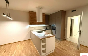 Apartment for rent, 4+kk - 3 bedrooms, 112m<sup>2</sup>