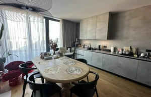 Apartment for rent, 4+kk - 3 bedrooms, 130m<sup>2</sup>
