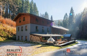 Accommodation for sale, 650m<sup>2</sup>