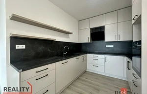 Apartment for rent, 2+kk - 1 bedroom, 75m<sup>2</sup>