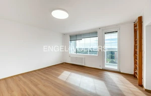 Apartment for rent, 4+kk - 3 bedrooms, 90m<sup>2</sup>