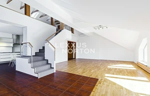 Apartment for rent, 5 bedrooms +, 290m<sup>2</sup>