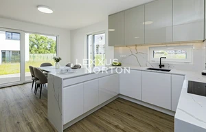 Family house for sale, 152m<sup>2</sup>, 255m<sup>2</sup> of land