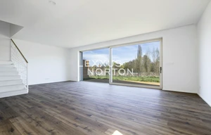 Family house for sale, 194m<sup>2</sup>, 516m<sup>2</sup> of land