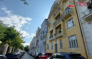 Apartment for rent, 4+kk - 3 bedrooms, 100m<sup>2</sup>