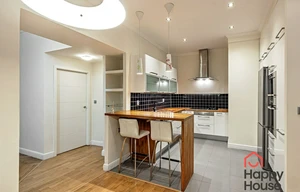 Apartment for rent, 4+kk - 3 bedrooms, 114m<sup>2</sup>