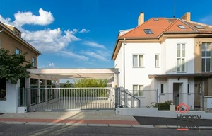 Family house for rent, 190m<sup>2</sup>, 288m<sup>2</sup> of land