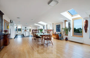 Apartment for sale, 5 bedrooms +, 264m<sup>2</sup>