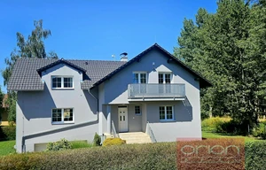 Family house for rent, 300m<sup>2</sup>, 500m<sup>2</sup> of land