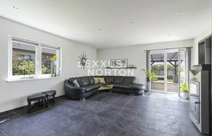 Family house for sale, 174m<sup>2</sup>, 899m<sup>2</sup> of land