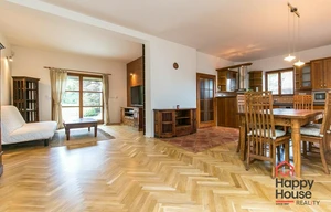 Family house for rent, 230m<sup>2</sup>, 1010m<sup>2</sup> of land