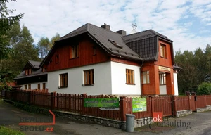 Family house for sale, 439m<sup>2</sup>, 2842m<sup>2</sup> of land