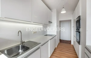 Apartment for rent, 4+kk - 3 bedrooms, 90m<sup>2</sup>