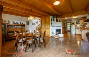 Family house for sale, 169m<sup>2</sup>, 1059m<sup>2</sup> of land