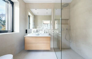 Family house for rent, 282m<sup>2</sup>, 426m<sup>2</sup> of land