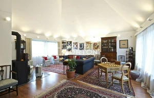 Family house for rent, 417m<sup>2</sup>, 1263m<sup>2</sup> of land