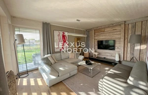 Villa for sale, 350m<sup>2</sup>, 1401m<sup>2</sup> of land