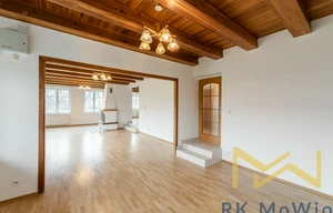 Family house for rent, 350m<sup>2</sup>, 779m<sup>2</sup> of land