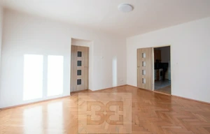 Apartment for rent, 2+kk - 1 bedroom, 60m<sup>2</sup>