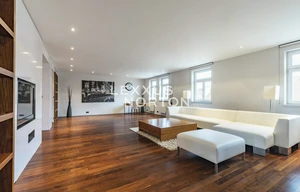 Apartment for rent, 4+kk - 3 bedrooms, 178m<sup>2</sup>