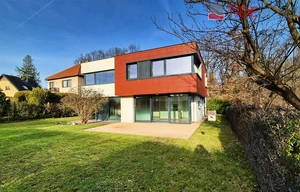 Villa for rent, 350m<sup>2</sup>, 844m<sup>2</sup> of land