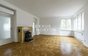 Family house for rent, 250m<sup>2</sup>, 800m<sup>2</sup> of land