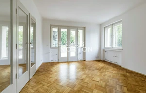 Family house for rent, 250m<sup>2</sup>, 800m<sup>2</sup> of land