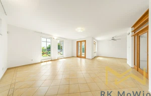 Family house for rent, 312m<sup>2</sup>, 847m<sup>2</sup> of land