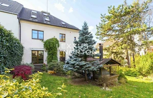 Family house for sale, 206m<sup>2</sup>, 549m<sup>2</sup> of land