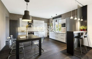 Family house for sale, 206m<sup>2</sup>, 549m<sup>2</sup> of land