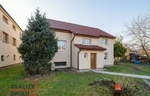 Family house for sale, 262m<sup>2</sup>, 747m<sup>2</sup> of land