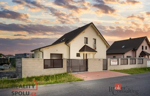 Family house for sale, 158m<sup>2</sup>, 679m<sup>2</sup> of land