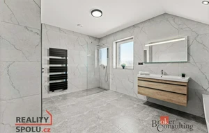 Family house for sale, 158m<sup>2</sup>, 679m<sup>2</sup> of land