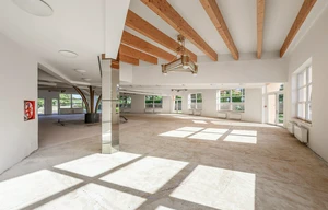 Other commercial property for sale, 1218m<sup>2</sup>