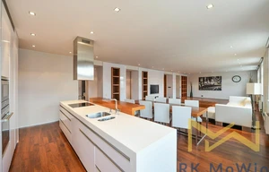 Apartment for rent, 4+kk - 3 bedrooms, 179m<sup>2</sup>