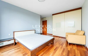 Apartment for rent, 4+kk - 3 bedrooms, 134m<sup>2</sup>
