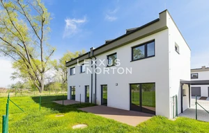 Family house for sale, 152m<sup>2</sup>, 270m<sup>2</sup> of land