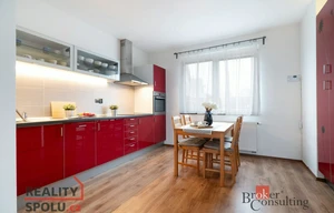 Family house for sale, 124m<sup>2</sup>, 240m<sup>2</sup> of land