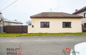 Family house for sale, 89m<sup>2</sup>, 629m<sup>2</sup> of land