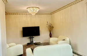 Family house for rent, 250m<sup>2</sup>, 400m<sup>2</sup> of land