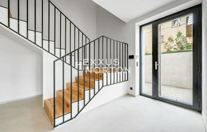 Family house for rent, 282m<sup>2</sup>, 426m<sup>2</sup> of land