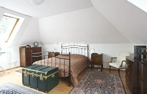 Family house for rent, 417m<sup>2</sup>, 1263m<sup>2</sup> of land