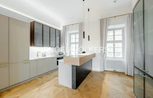 Apartment for rent, 4+kk - 3 bedrooms, 161m<sup>2</sup>