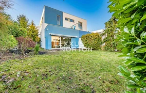 Family house for rent, 219m<sup>2</sup>, 417m<sup>2</sup> of land