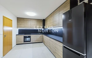 Apartment for rent, 4+kk - 3 bedrooms, 108m<sup>2</sup>