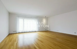 Apartment for rent, 4+kk - 3 bedrooms, 135m<sup>2</sup>